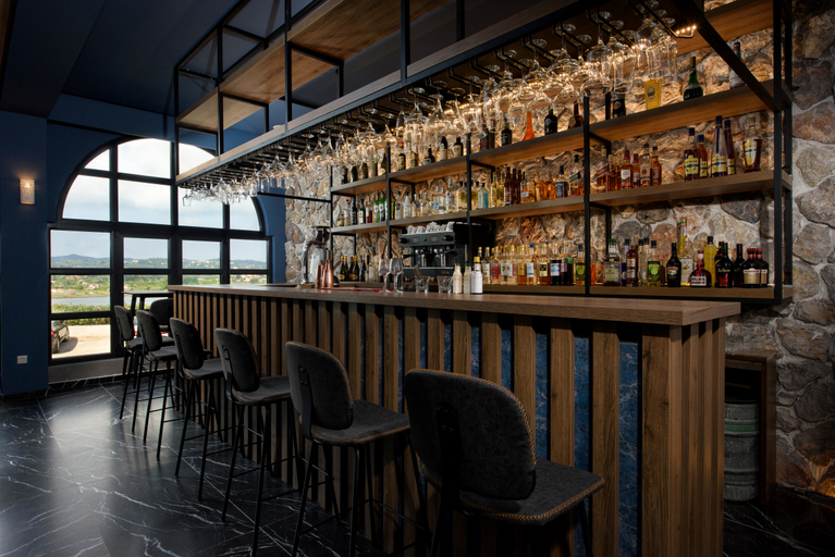 Food & Drinks 5, The Royal Grand Hotel, Ionian Islands