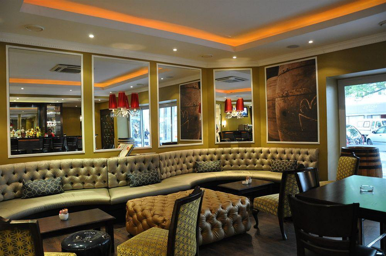 Food & Drinks 5, InnsCape Classic Formely The New Tulbagh Hotel, City of Cape Town