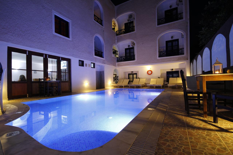Sport & Beauty 4, Anny Studios Perissa Beach, South Aegean