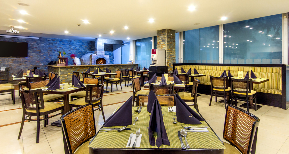 Food & Drinks 5, Hotel Torre Monserrate, Santafé de Bogotá
