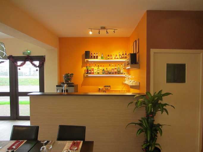 Public Area 3, Hotel EDEN, Moselle