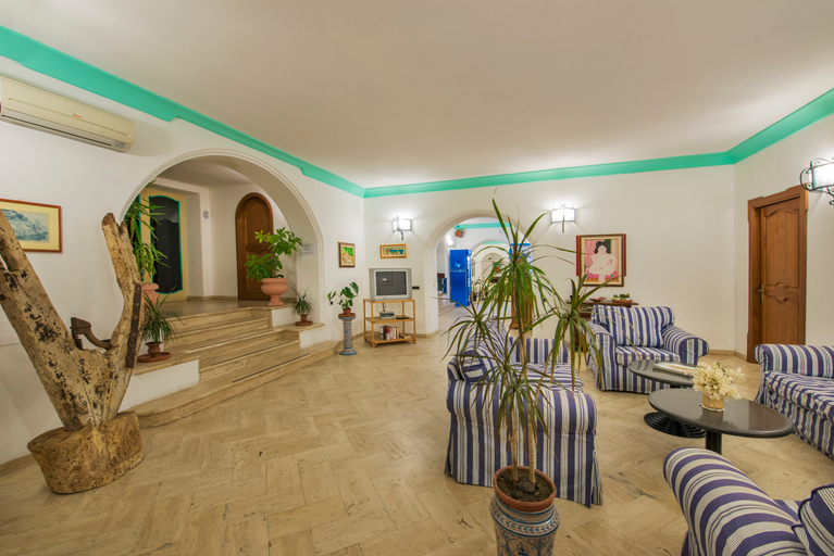 Public Area 2, Hotel Ossidiana Stromboli Center, Messina