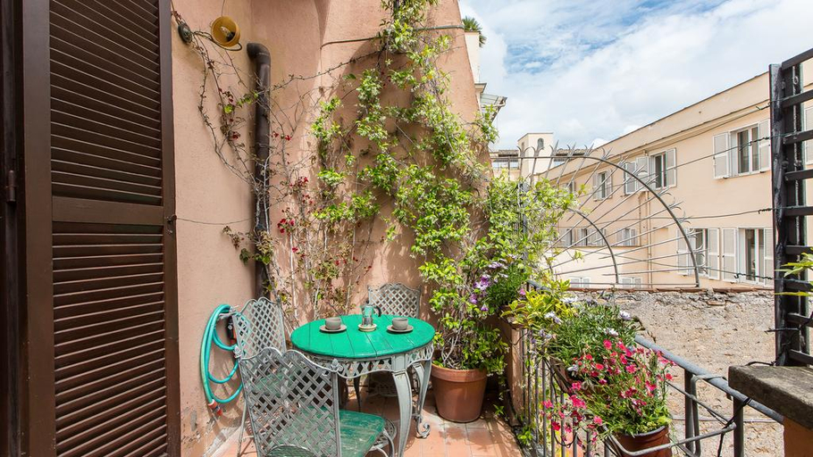 Exterior & Views 4, Rental in Rome Beato Angelico, Roma