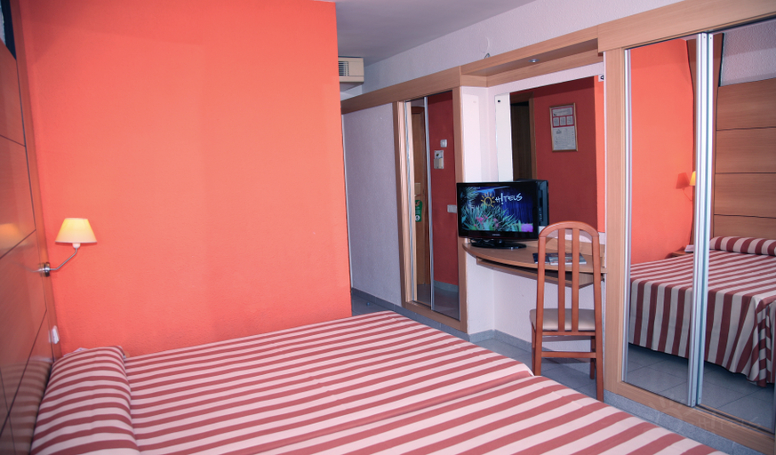 Bedroom 3, Ohtels Belvedere, Tarragona