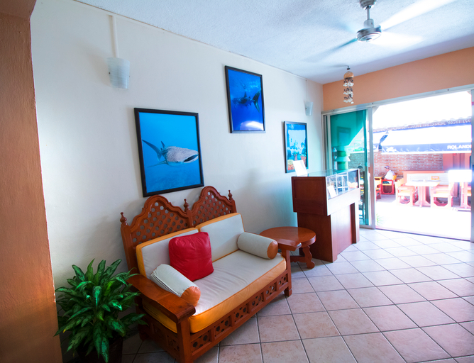 Public Area, Hotel & Restaurant Bucaneros, Isla Mujeres, Isla Mujeres