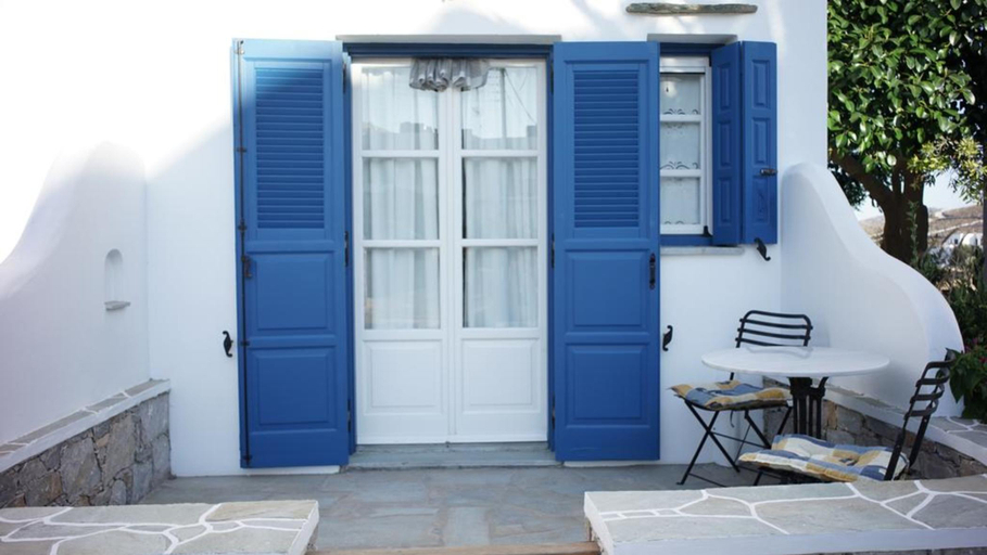 Public Area, Paraporti Hotel, South Aegean