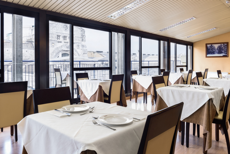 Food & Drinks 5, B&B Hotel Milano Aosta, Milano
