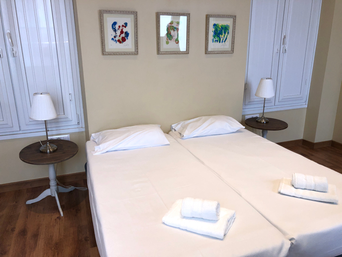 Bedroom 2, Life Apartments San Vicente, Sevilla