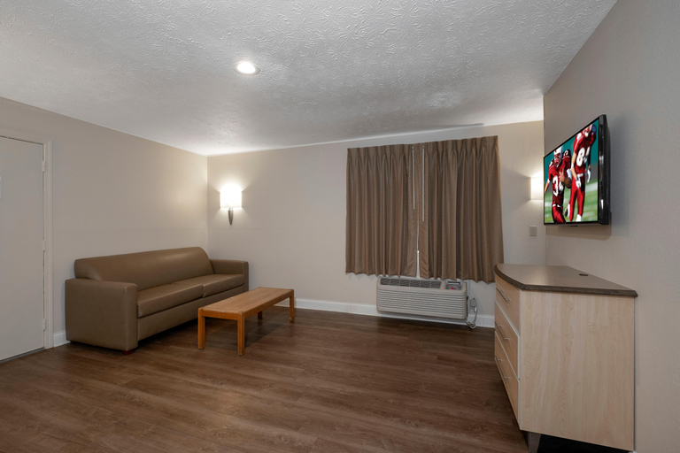 Public Area 2, Red Roof Inn Indianapolis - Greenwood, Johnson