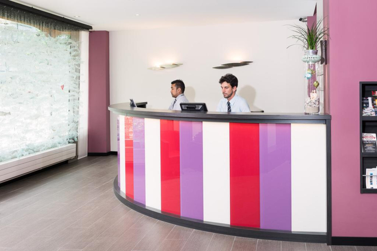 Public Area 2, Hotel Les Nations, Genève