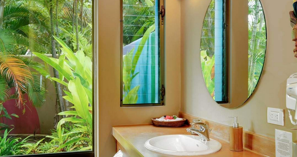 Bathroom, Alma Del Pacifico, Parrita