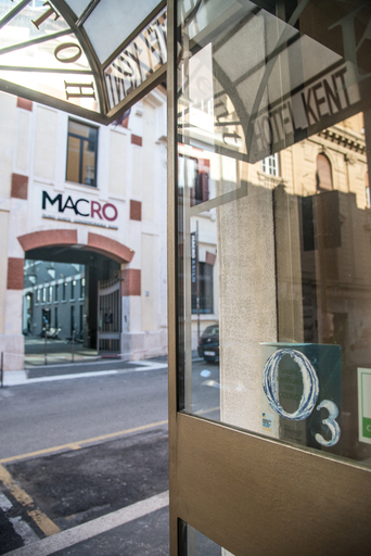 Public Area 2, Kent, Rome