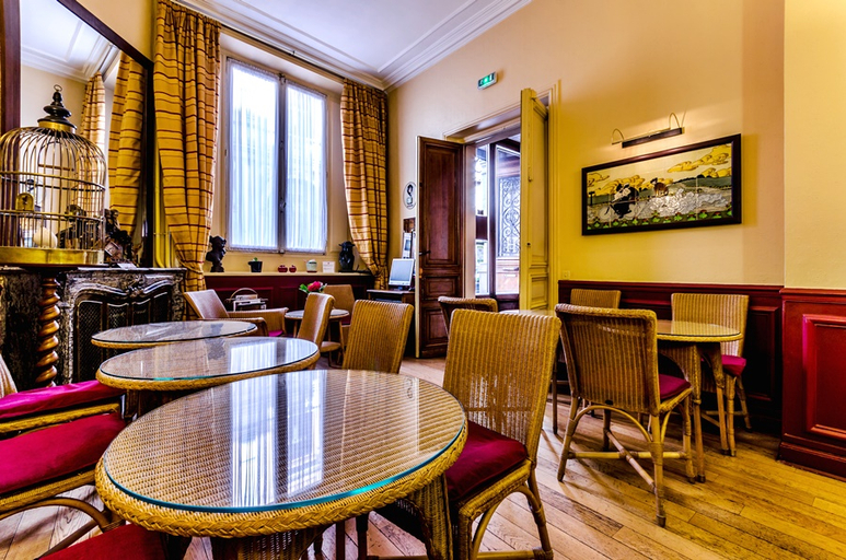 Food & Drinks 5, Hotel Langlois, Paris