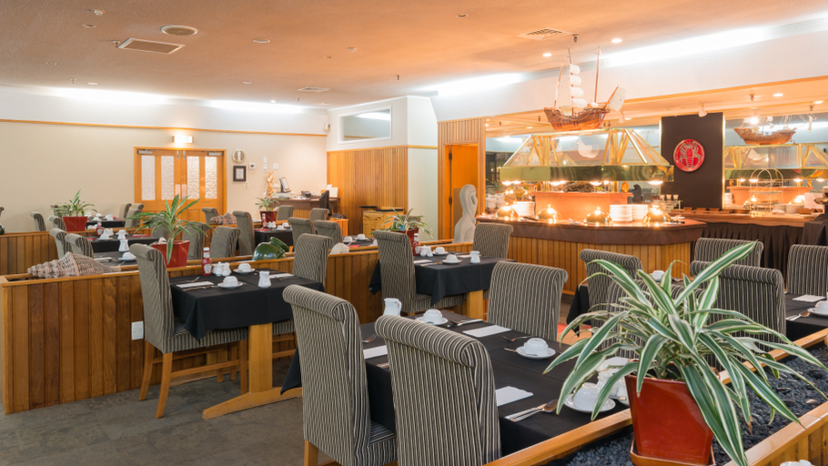Food & Drinks 4, Distinction Whangarei Hotel & Conference Centre, Whangarei