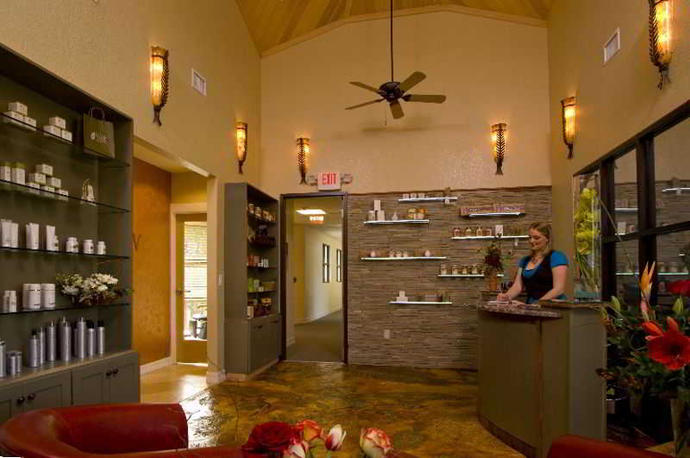 Public Area 2, Tween Waters Island Resort & Spa, Lee