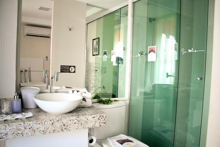 Bathroom 4, Boutique Hotel Casa Teatro, Maués