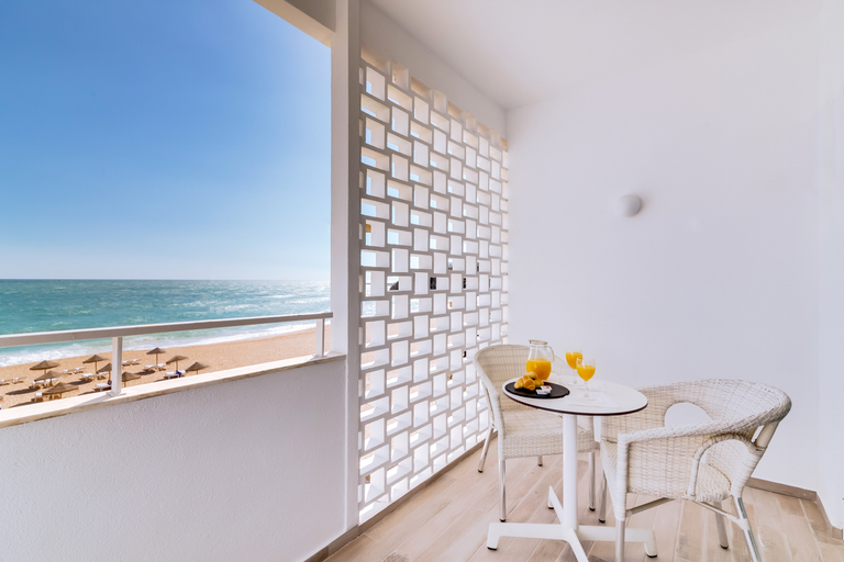 Bedroom 3, Hotel Sol e Mar - Adults Only, Albufeira