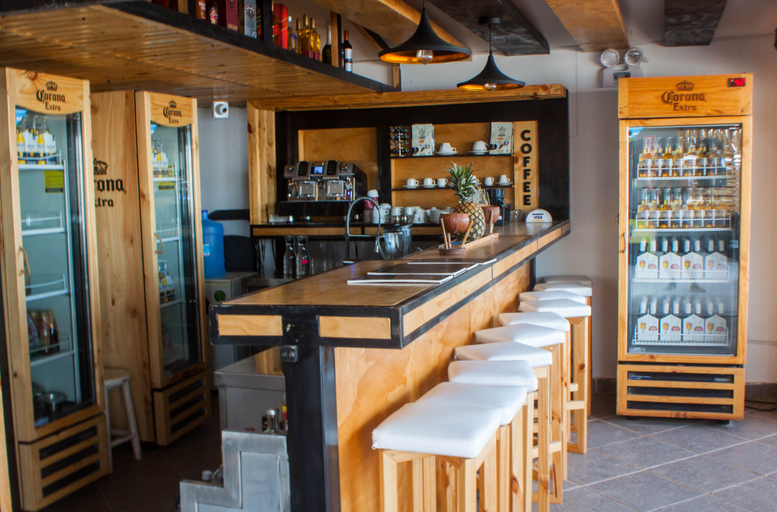 Food & Drinks 5, Don Giovanni Balinese Suites & Gelateria, Talara