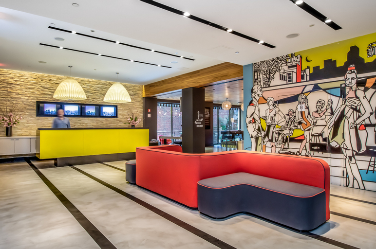 Pod 51, New York
