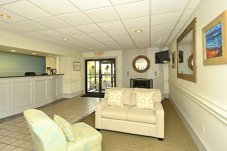 Public Area 2, Sea Ranch Resort, Dare