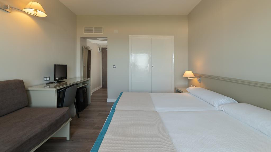 Bedroom 3, Hotel Pato Rojo, Huelva