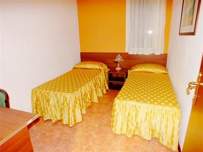 Bedroom 3, Hotel Valle Degli Ulivi, Catania