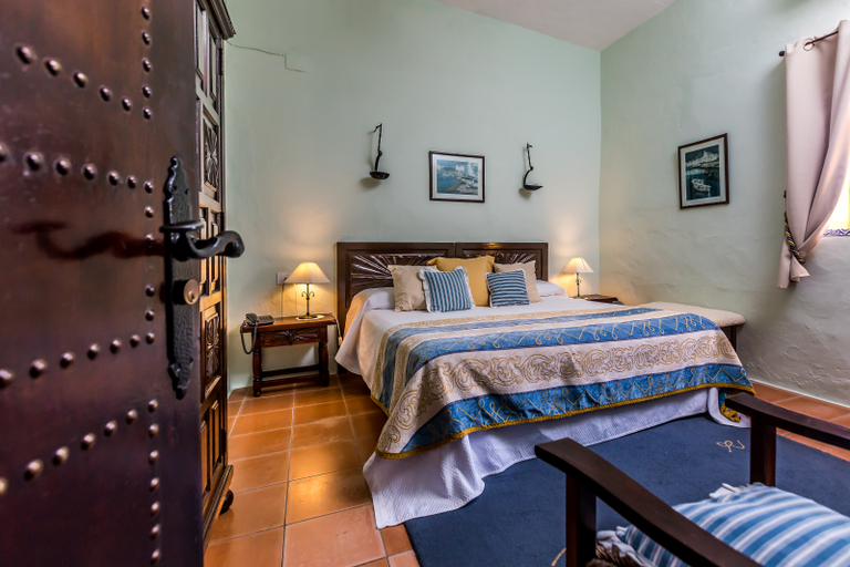 Bedroom 3, Hacienda El Santiscal, Cádiz