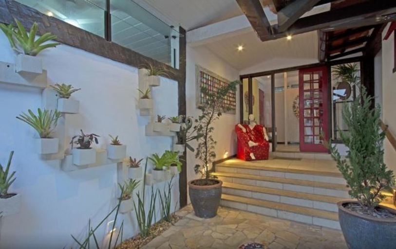 Public Area 2, Chez Pitu Praia Hotel, Armação dos Búzios