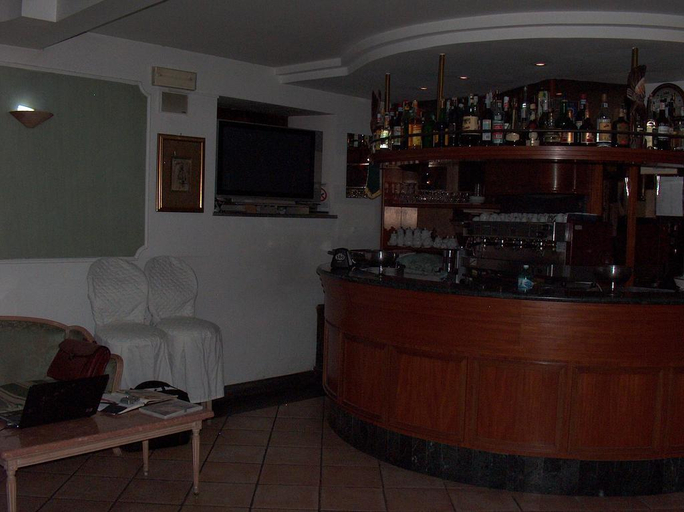 Food & Drinks 5, Villa Icidia, Rome