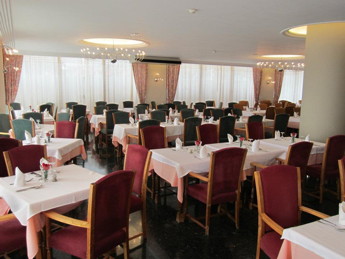 Food & Drinks 5, Arenal, Baleares