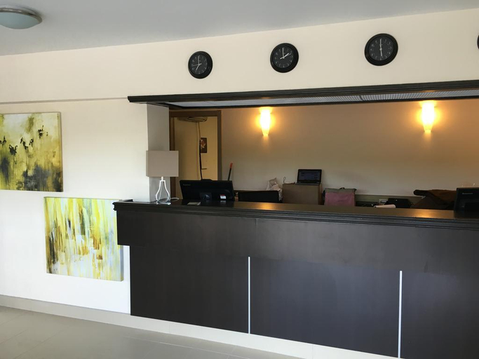 Public Area 3, River Rapids Inn, Niagara