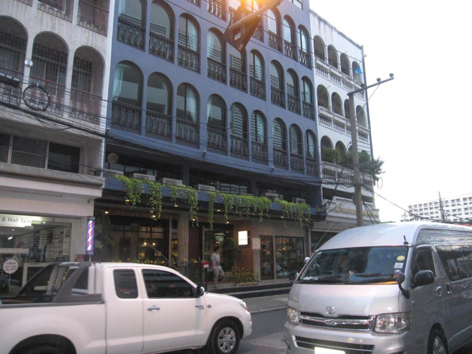 Exterior & Views 2, Zleepmotion Bangkok Hotel, Khlong Toey