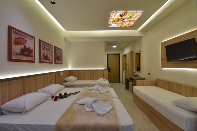 Bedroom 4, Dafni Plus Hotel, Central Macedonia