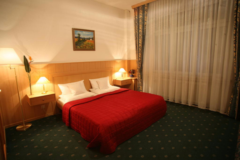 Bedroom 3, Corvinus Pension, Wien