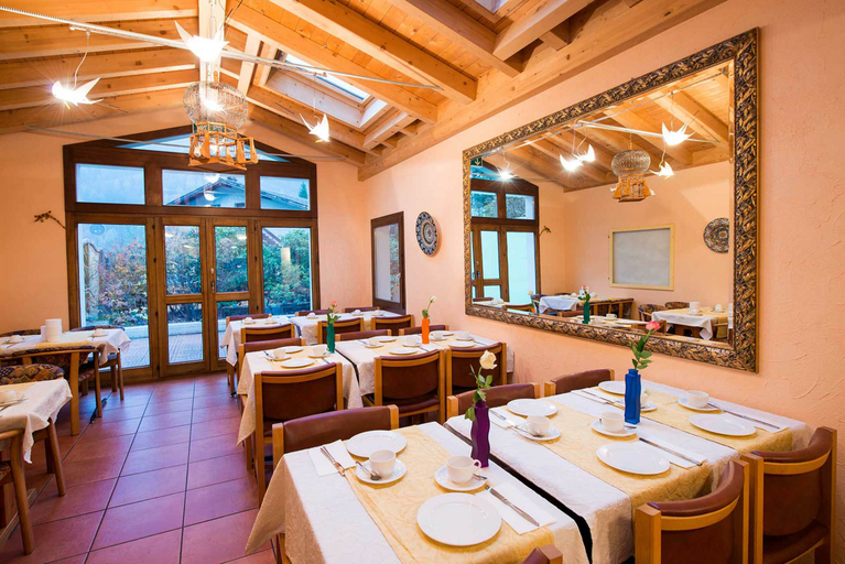 Food & Drinks 5, Badehotel Salina Maris - Wellness & Vintage, Raron