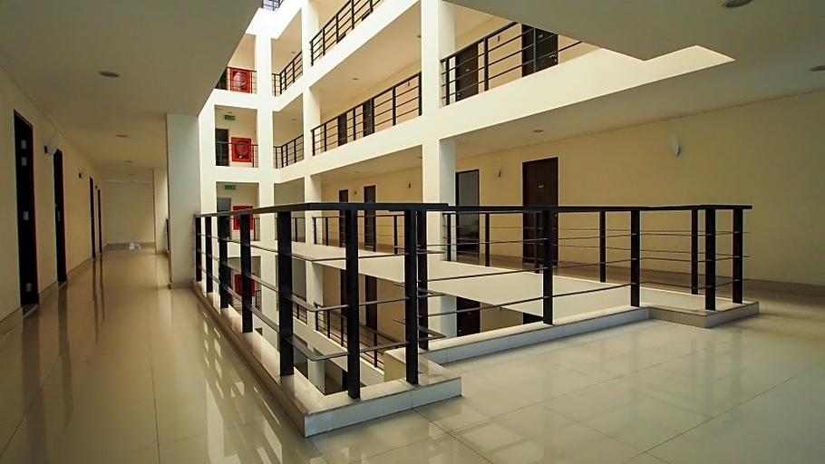 Public Area 4, The Atrium Ratchada 13, Din Dang