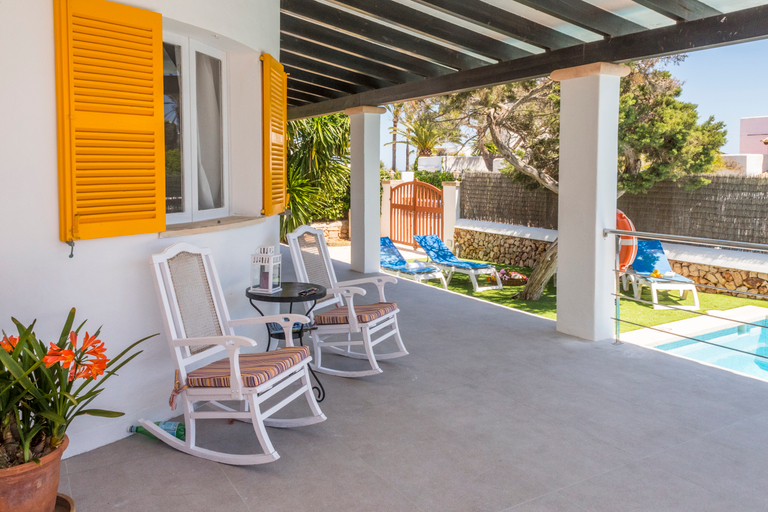 Others 4, Villa Vica, Baleares