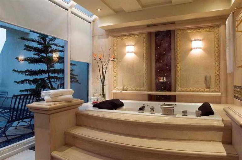 Bathroom, Hillview Golf Resort Dongguan, Dongguan