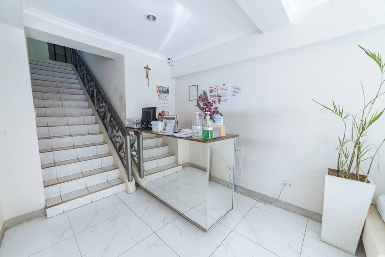 Public Area 5, RedDoorz @ Samat Mandaluyong, Mandaluyong