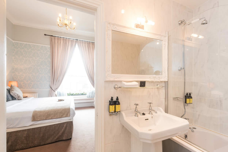 Bathroom 4, Old Bank Town House