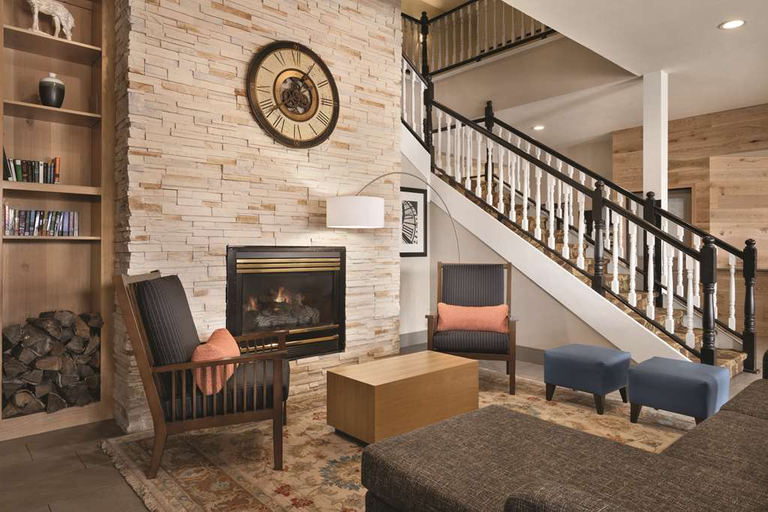 Public Area 2, Country Inn & Suites by Radisson, Dakota Dunes, SD, Union