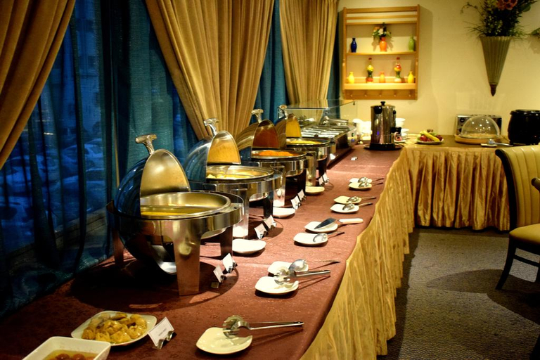 Food & Drinks 5, Nejoum Al Emarat, Sharjah City