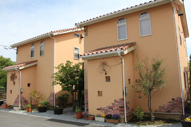 Villa Ensoleille, Fujikawaguchiko