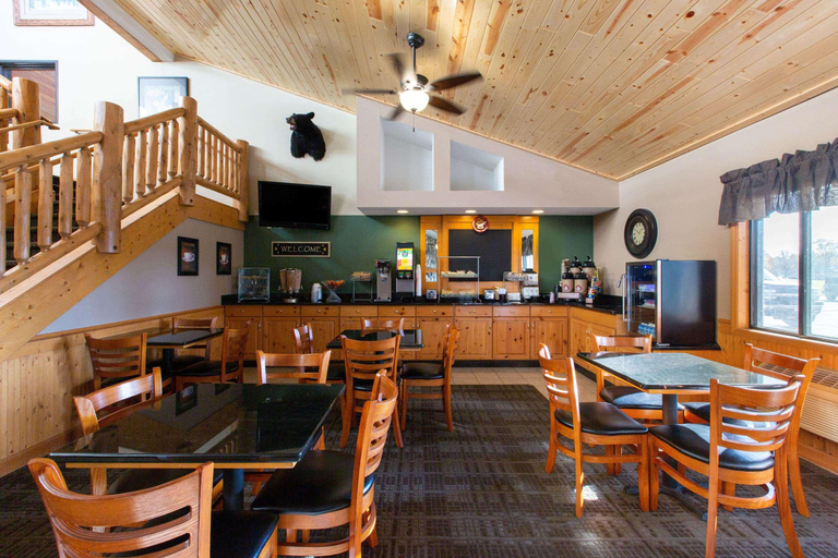 Public Area 4, Quality Inn Ladysmith Wi, Rusk