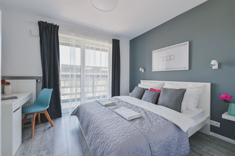 Bedroom 4, P&O Cybernetyki 7, Warsaw