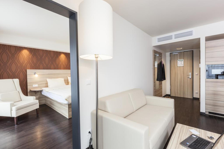 Bedroom 3, Staycity Aparthotels - Heidelberg, Heidelberg