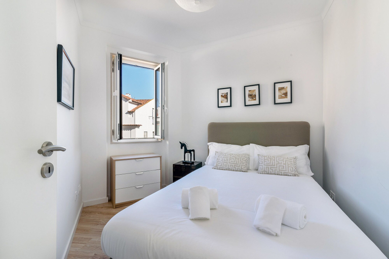 Bedroom 2, Cativos by BnbLord, Lisbon
