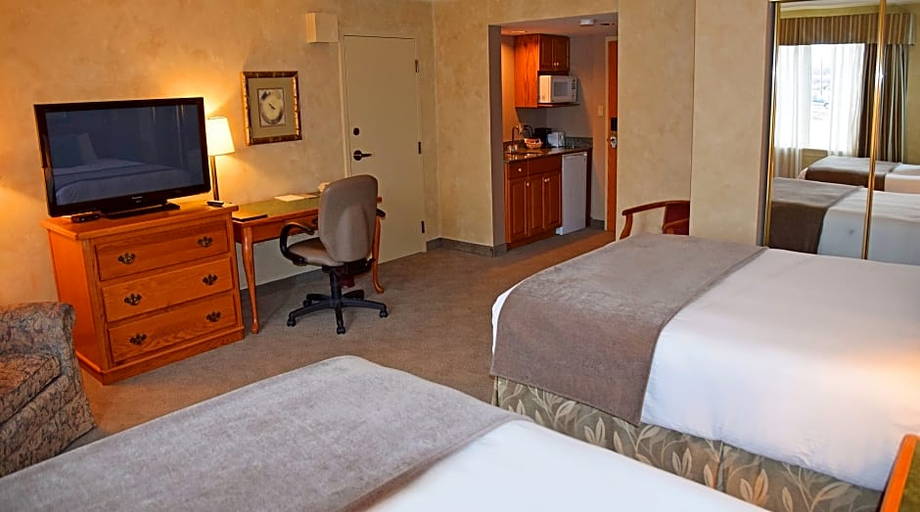 Bedroom 4, Stone Gate Inn, Simcoe