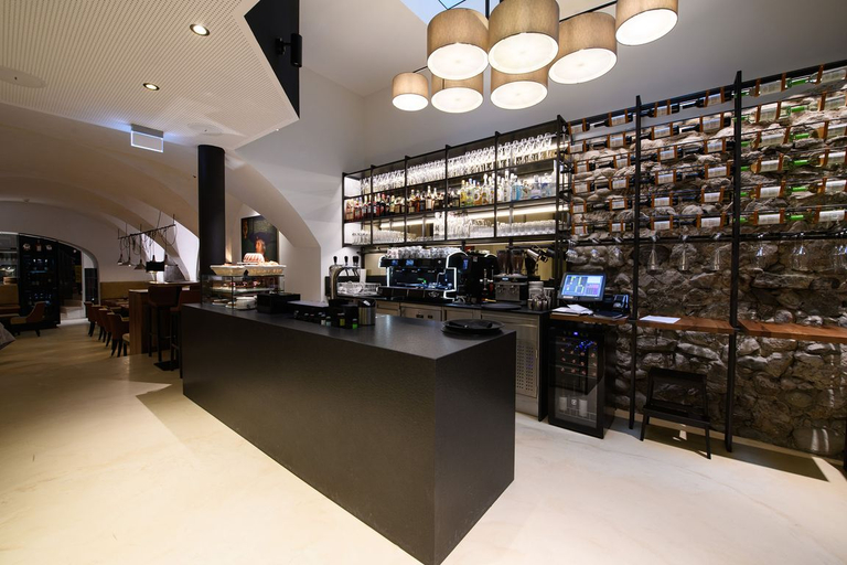 Food & Drinks 5, Kaiser Max Design Appartements, Innsbruck