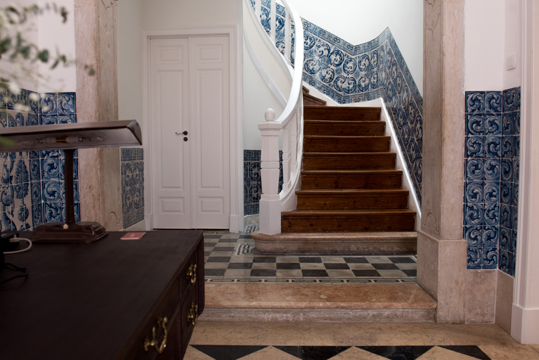 Public Area 2, 1869 PrIncipe Real, Lisbon